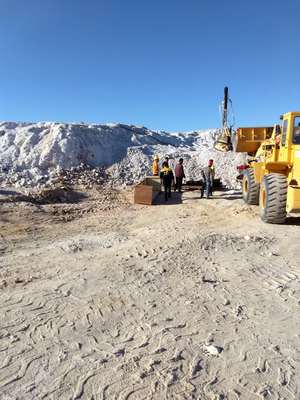 湖北黄梅矿山开采破石头机器生产厂家